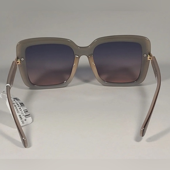 Vince Camuto Butterfly Sunglasses - Picture 10 of 10